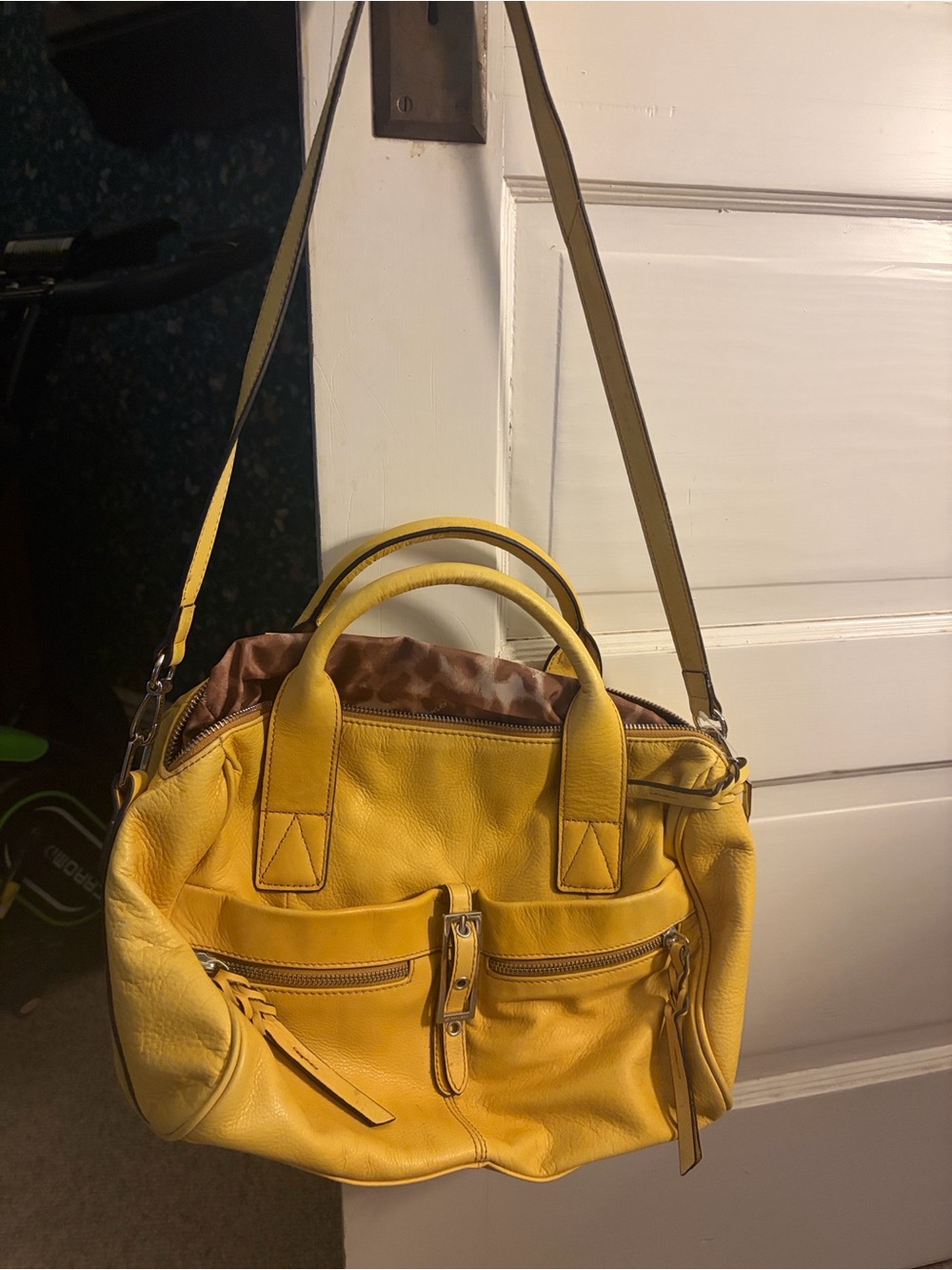 B Makowsk Yellow Leather Crossbody Tote Bag - Stylish Everyday Shoulder Bag